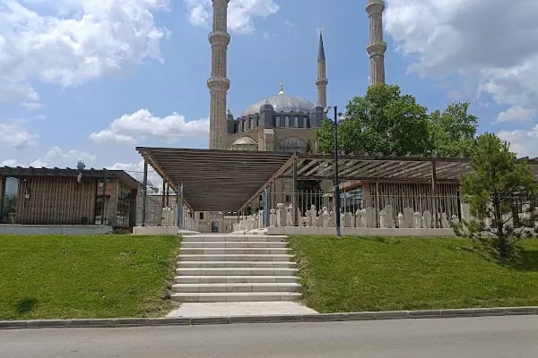 Osmanlı Mezar Taşları Sergileme Alanı - Resim 2