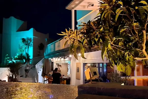 aksak pub cafe - Resim 7