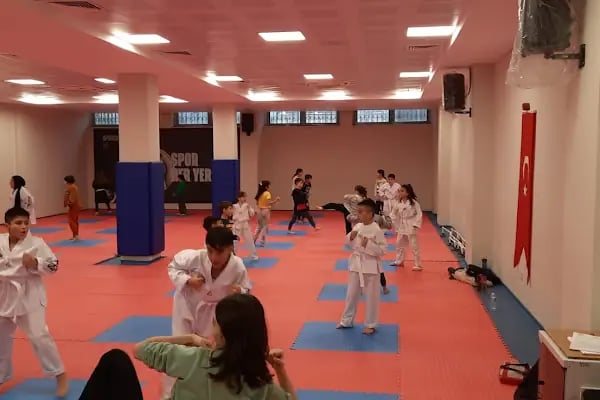 GSB BAĞCILAR GENÇLİK MERKEZİ - Resim 10