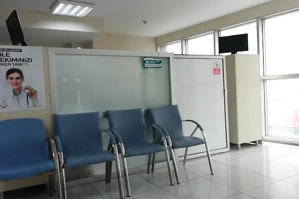 Alsancak Ağız ve Diş Sağlığı Merkezi Bayraklı Polikliniği - Resim 2