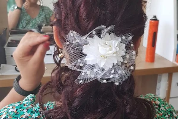 Umurça Bayan Kuaförü Elif Merç - Resim 7