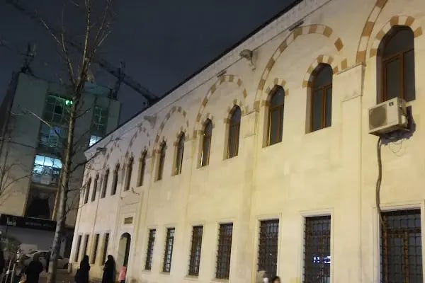 Kayıkcıoglu Hacı Salih Camii - Resim 15