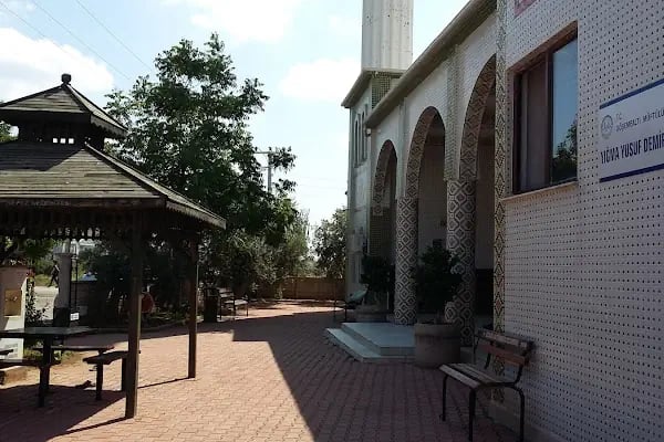 Yığma Yusuf Demir Cami - Resim 9