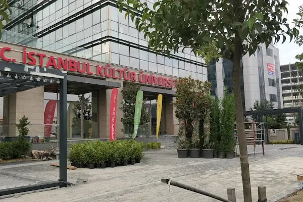 T.C İSTANBUL KÜLTÜR ÜNİVERSİTESİ BASIN EKSPRESS KAMPÜSÜ - Resim 1