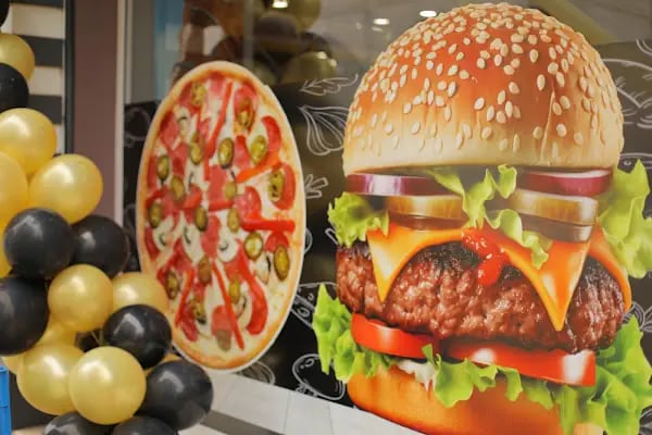 Bay Dana Burger - Resim 8