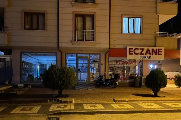 Çınaraltı Eczanesi - Resim 2