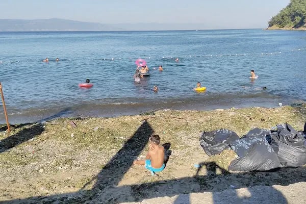 Zeytinbağı Halk Plajı - Resim 7