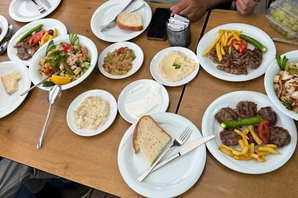 Akpınar Restaurant Akçaabat Köfte - Resim 4