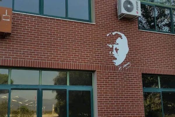 Ege Üniversitesi Bayındır Meslek Yüksekokulu - Resim 6