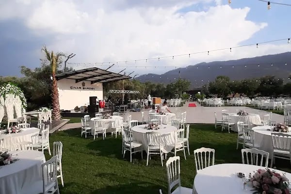 Çınar Garden Kır Düğün Salonu Bozdoğan - Resim 3
