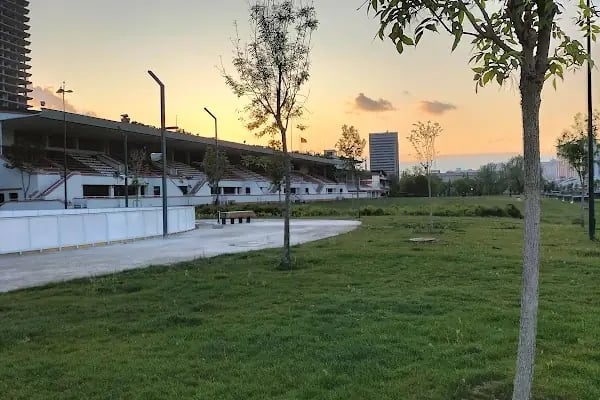 Millet Bahçesi Yaya Girişi - Resim 4