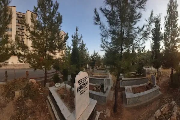 Nizip Asri Mezarlığı - Resim 17