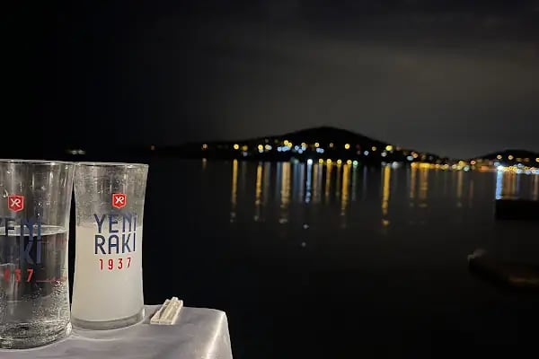 Değirmen Plajı-Adaçatı Restaurant - Resim 12