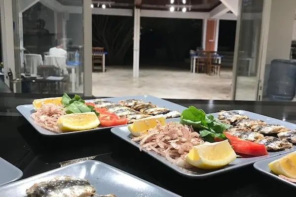 Değirmen Plajı-Adaçatı Restaurant - Resim 5