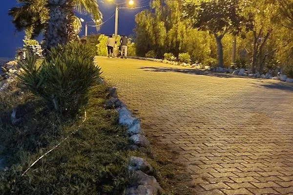 Dondurmacı Hasan Aile Çay Bahçesi - Resim 12