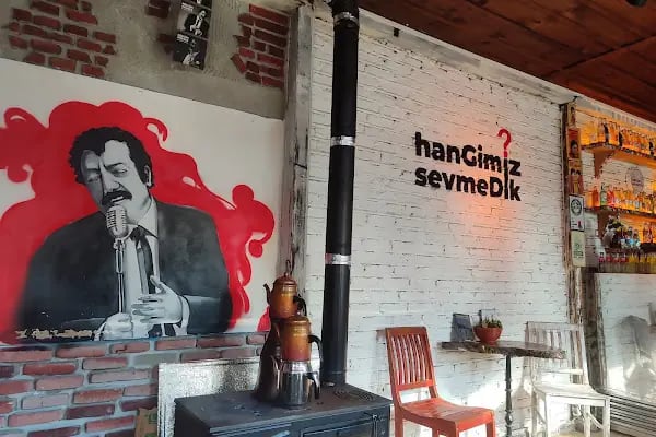 Hangimiz Sevmedik Cafe - Resim 8
