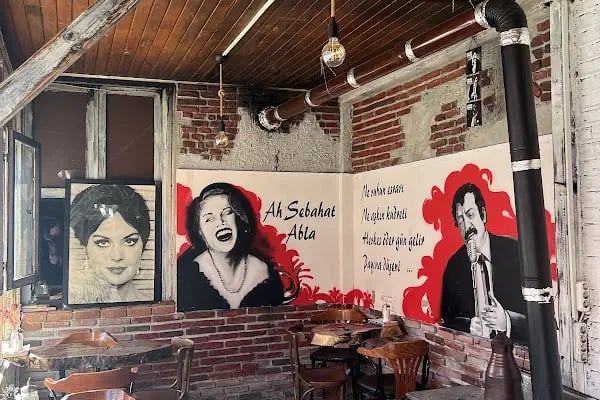 Hangimiz Sevmedik Cafe - Resim 7