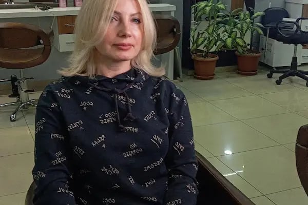 Hüsnü Yüksel Kuaför &amp; Hairdresser &amp; Парикмахер &amp; Friseur - Resim 5