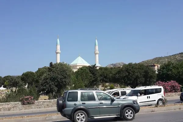 Ortakent Yahşi Mahallesi Kerem Aydınlar Camii - Resim 8
