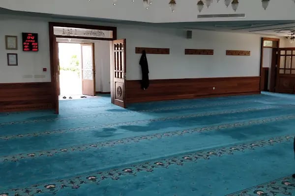 Ortakent Yahşi Mahallesi Kerem Aydınlar Camii - Resim 12