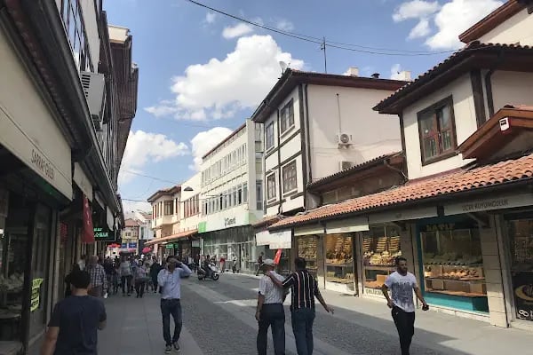 Garanti BBVA Mevlana Şubesi - Resim 3