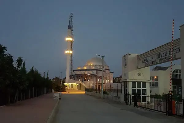 Ömer Özulutaş Camii - Resim 6