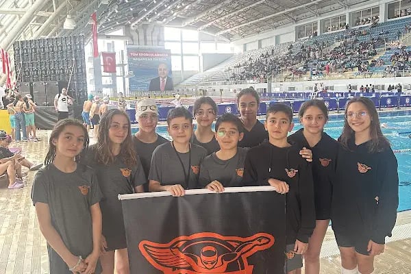 Albatros Yüzme Akademisi - Resim 1