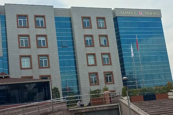 İnegöl Adalet Sarayı - Resim 18