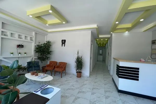 Diş Hekimi Mine Parlak - Resim 2