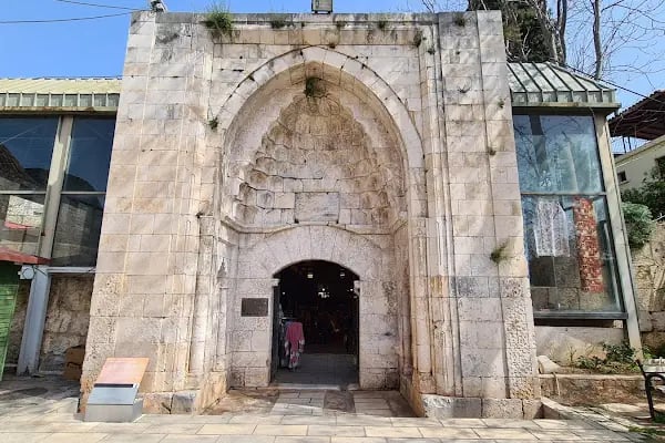 Yivliminare Cami - Resim 4