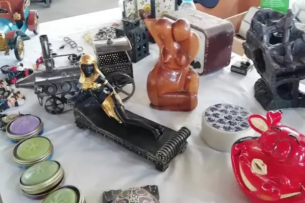 Bornova 2. El ve Antika Pazarı - Resim 19