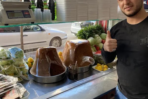 Gemlik Çiğ Köftecisi Osman Usta Yunus Emre Şubesi - Resim 6
