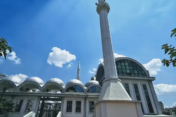 Ömer HUMAN Camii - Resim 15