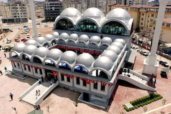 Ömer HUMAN Camii - Resim 18