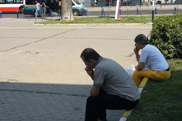 Alsancak Gar Tramvay Durağı - Resim 10