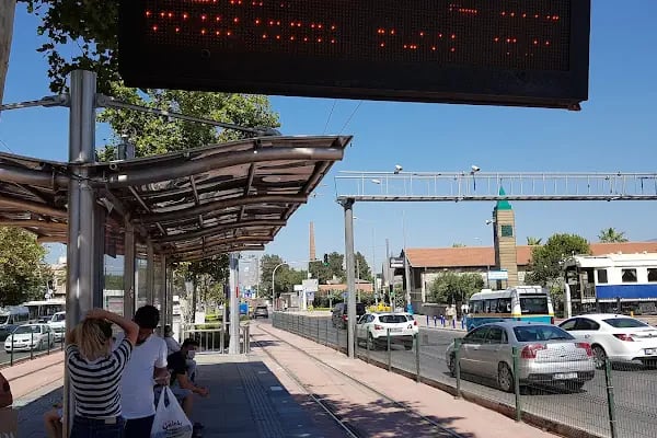 Alsancak Gar Tramvay Durağı - Resim 11