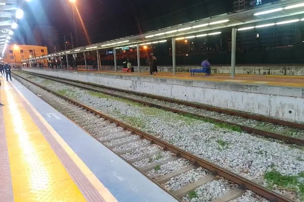 Alsancak Gar Tramvay Durağı - Resim 6
