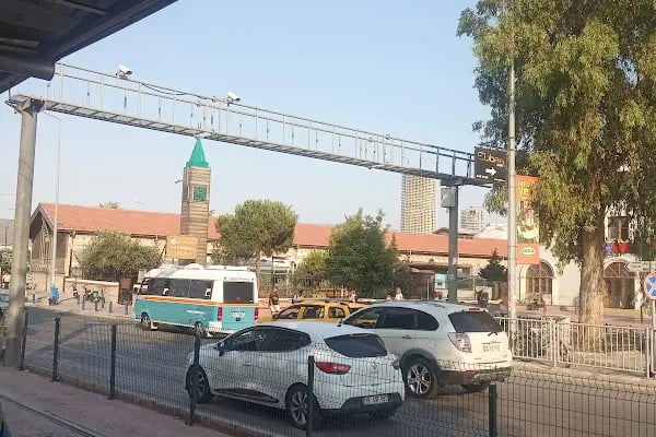 Alsancak Gar Tramvay Durağı - Resim 14