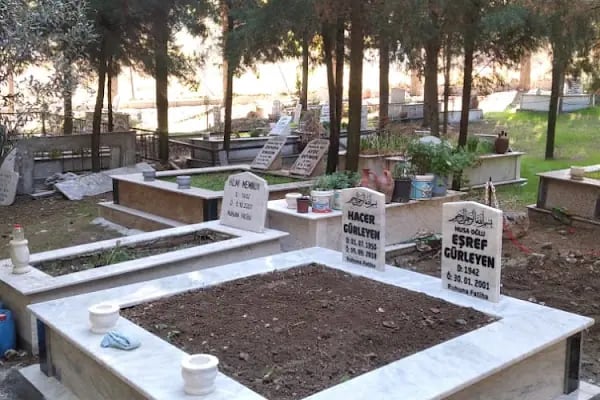İnanç mezar Bergama mermer İzmir Mezar Yapımı Aliağa dikili Kınık soma Çandarlı Ayvalık menemen - Resim 14