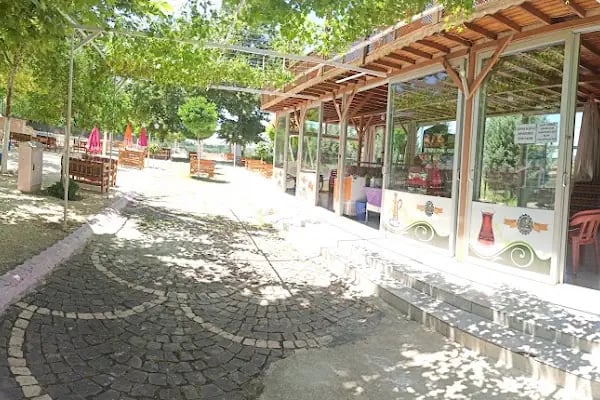 Saray Aile çay bahçesi - Resim 17