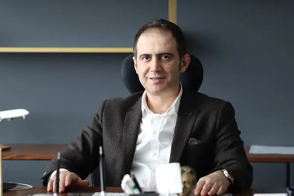 Doç. Dr. Fatih Tekin | Blefaroplasti | Rinoplasti | Meme Estetiği | Karın Germe Ameliyatı | Liposuction - Resim 4
