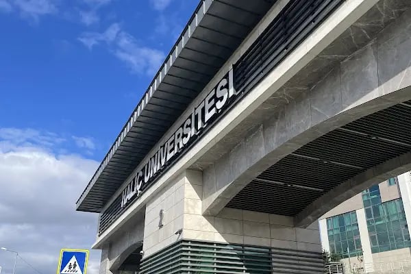Haliç Üniversitesi - Resim 7