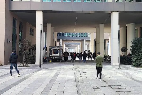 Haliç Üniversitesi - Resim 9