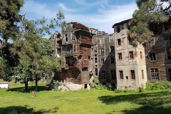 Büyükada Rum Yetimhanesi - Resim 2
