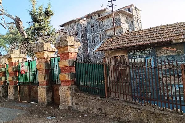 Büyükada Rum Yetimhanesi - Resim 4