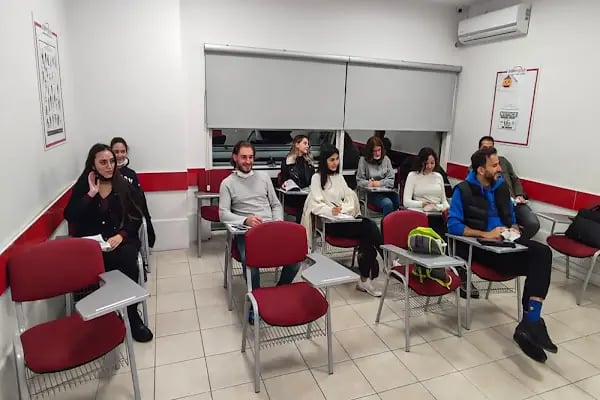 Just English Dil Okulları Bursa-Özlüce - Resim 18