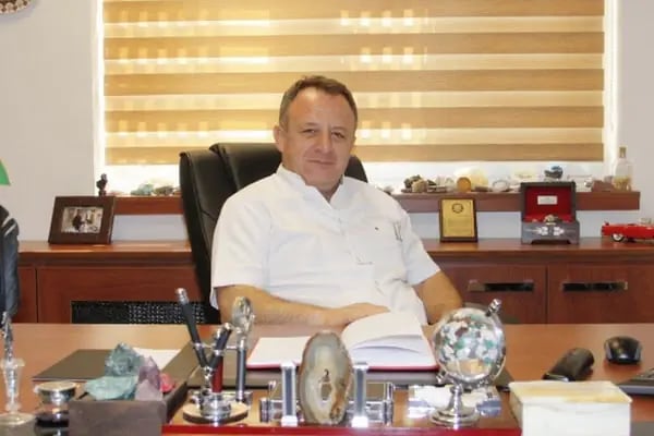 Prof. Dr. Aydın Şanlı, Göğüs Cerrahisi - Resim 1