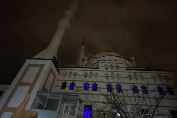 Esatpaşa Merkez Camii - Resim 16