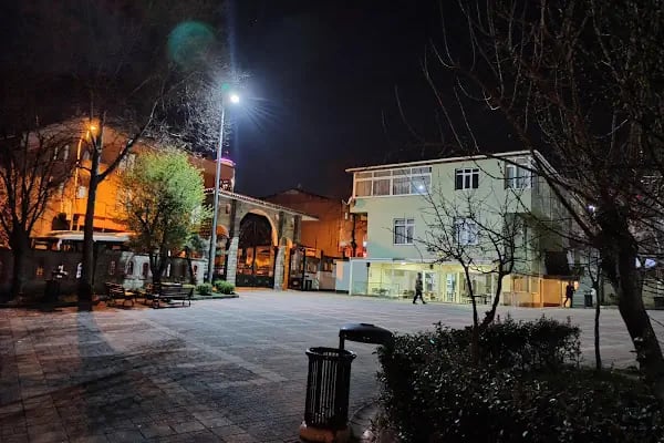 Esatpaşa Merkez Camii - Resim 11