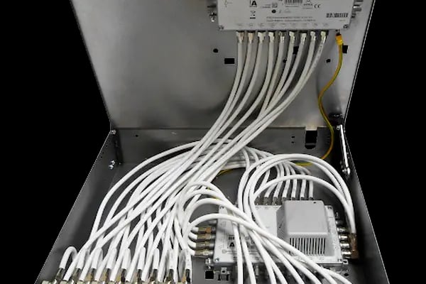 VİP ELEKTRONİK GÜVENLİK KAMERA SİSTEMLERİ, UYDU SİSTEMLERİ, TV TAMİR SERVİSİ, İP KAMERA KURULUM ve ONARIM SERVİSİ - Resim 17